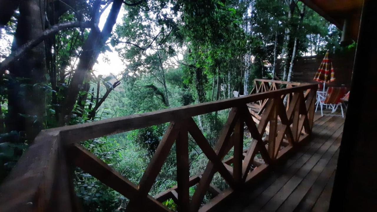 Cabanas Portal Del Rio Villarrica Exteriör bild